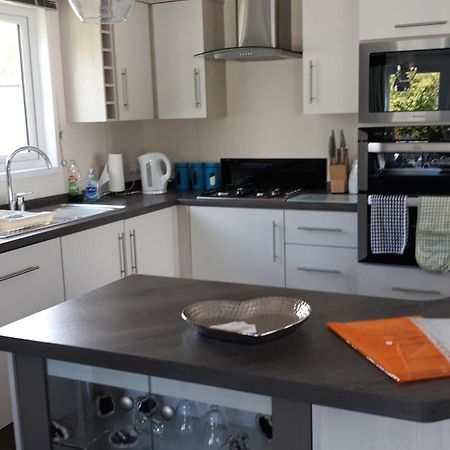 Luxury 6 Berth Lodge At Quince 10 Ferndown Esterno foto