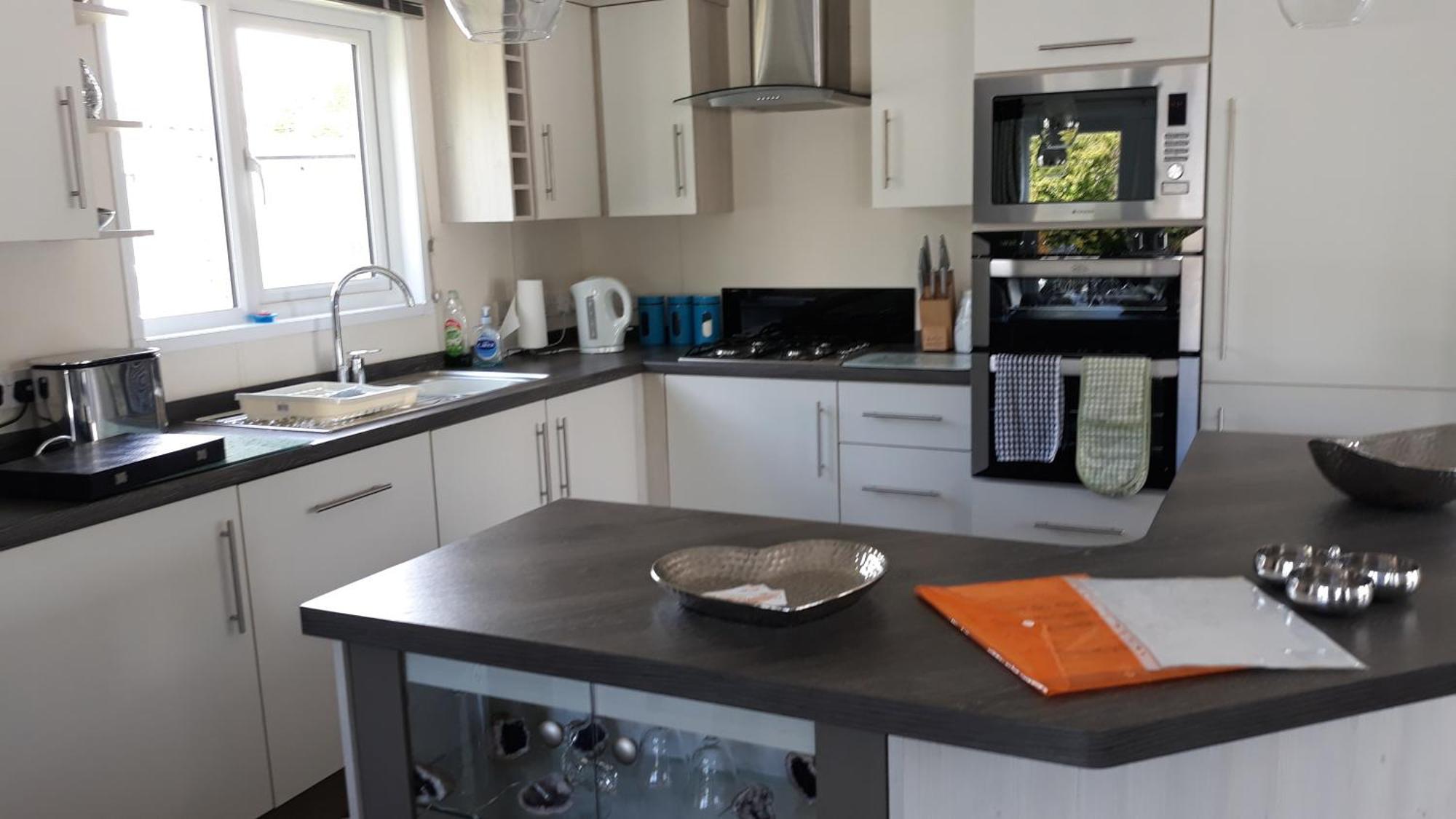 Luxury 6 Berth Lodge At Quince 10 Ferndown Esterno foto